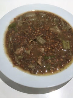 Una foto de Lentejas con alcachofas