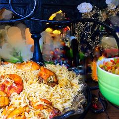 A picture of Chicken tikka pulao.