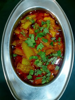 ગલકા નું શાક (Galka Shak Recipe In Gujarati) રેસીપી મુખ્ય ફોટો