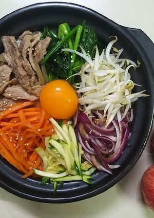 Hình của món Cơm trộn hàn quốc.