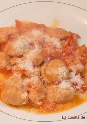 Una foto de Sorrentinos de ricota, jamón y muzzarella