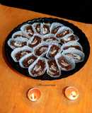 رولت خرمای کنجدی (بدون روغن و کره)