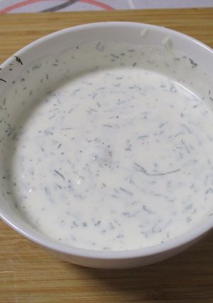 Fokhagymás - kapros mártogatós 🧄🌿 recept fotója