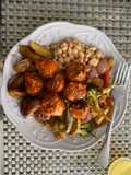 Verduras al horno con salchicha y frijoles