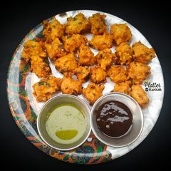 A picture of Moong daal ke vade.