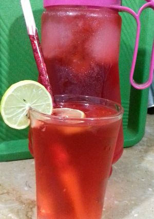 A picture of Lemonade Naurus.