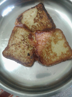 ப்ரட் ரோஸ்ட் (Bread Toast Recipe in Tamil) செய்முறை முக்கிய புகைப்படம்