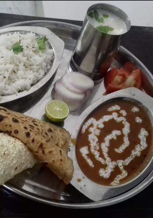 દાલ મખની (Dal Makhani Recipe In Gujarati) રેસીપી મુખ્ય ફોટો