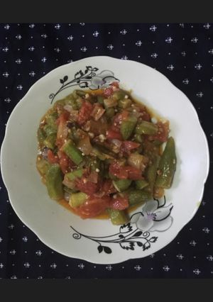 صورة لوصفة باميه بالزيت