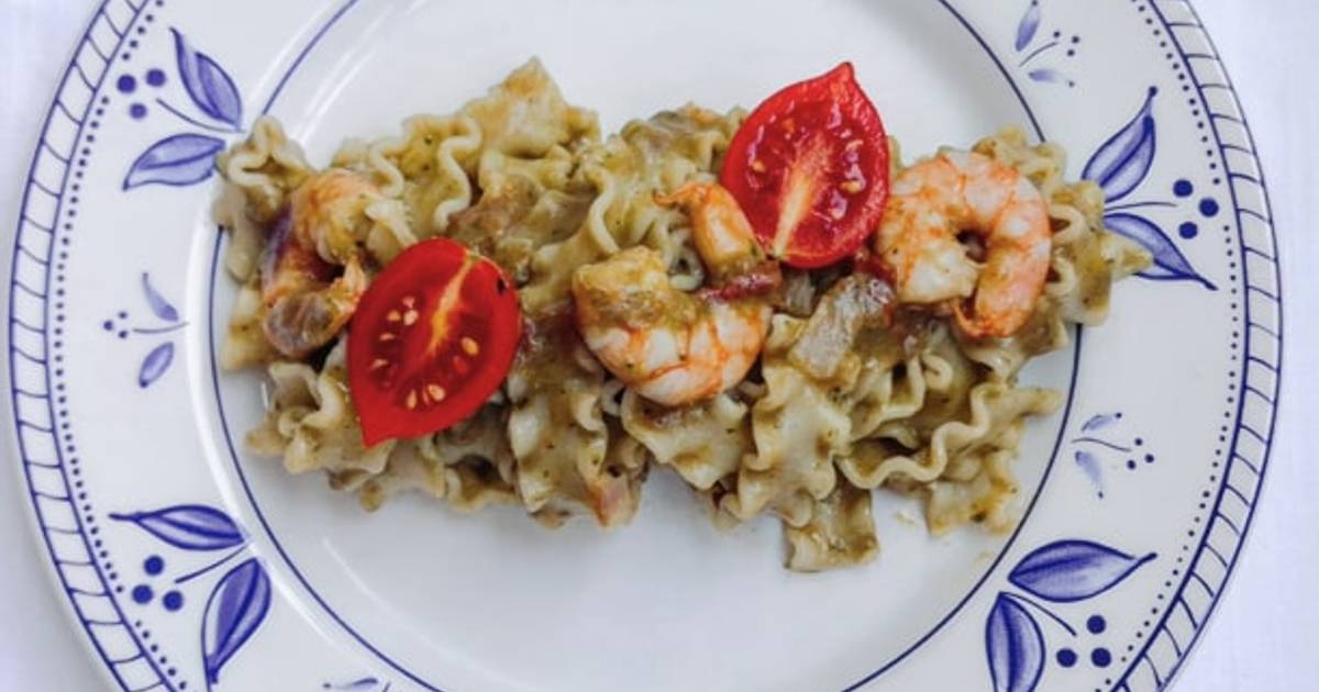 Ricetta Mafaldine pesto gamberi e pomodorini di Eleonora Lombini Cookpad