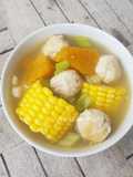 Sup Jagung, Labu Kuning dan Bola Ayam