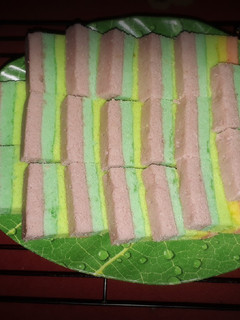 Foto resep Bolu Rainbow Kukus 7 Telur