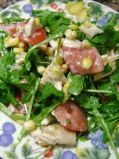 Una foto de Ensalada fresca de pollo