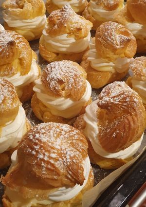 Képviselőfánk egyszerűen recept fotója