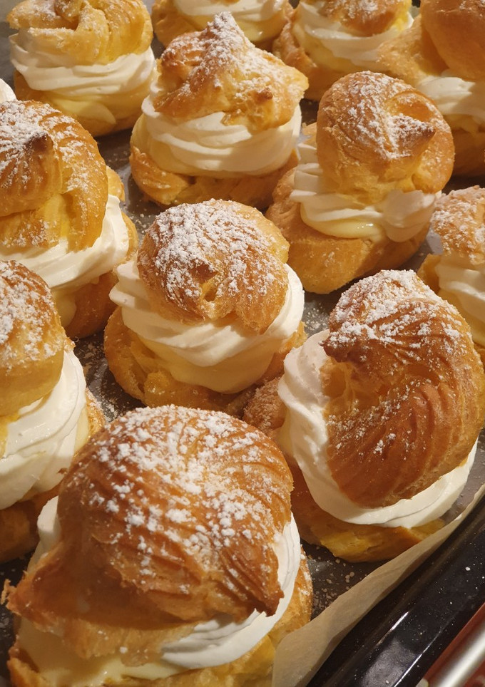 Képviselőfánk egyszerűen recept fotója