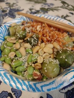 A picture of Veggie protein bowl.