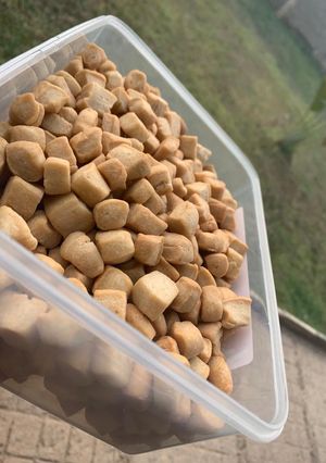 A picture of Milky crunch cincin.