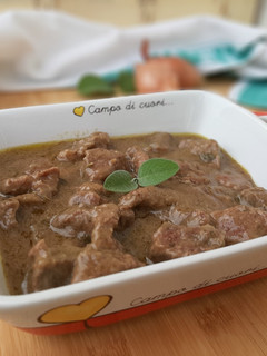 Foto di Spezzatino bianco di manzo