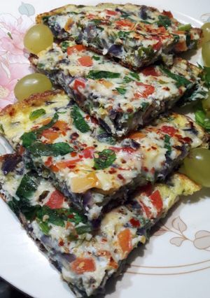 A picture of Vegetable cheese egg omelette.
