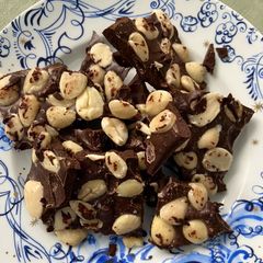 A picture of Chaga chocolate chunks.
