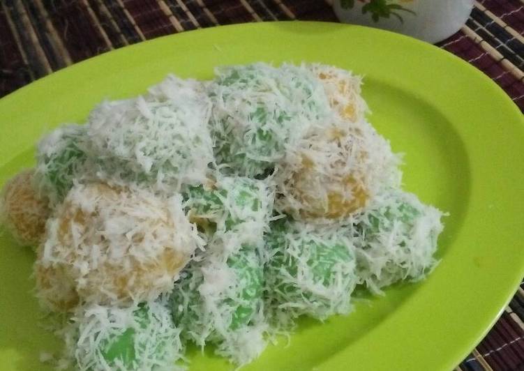  Resep  Klepon  ijo kuning  oleh Putri Karuna Cookpad