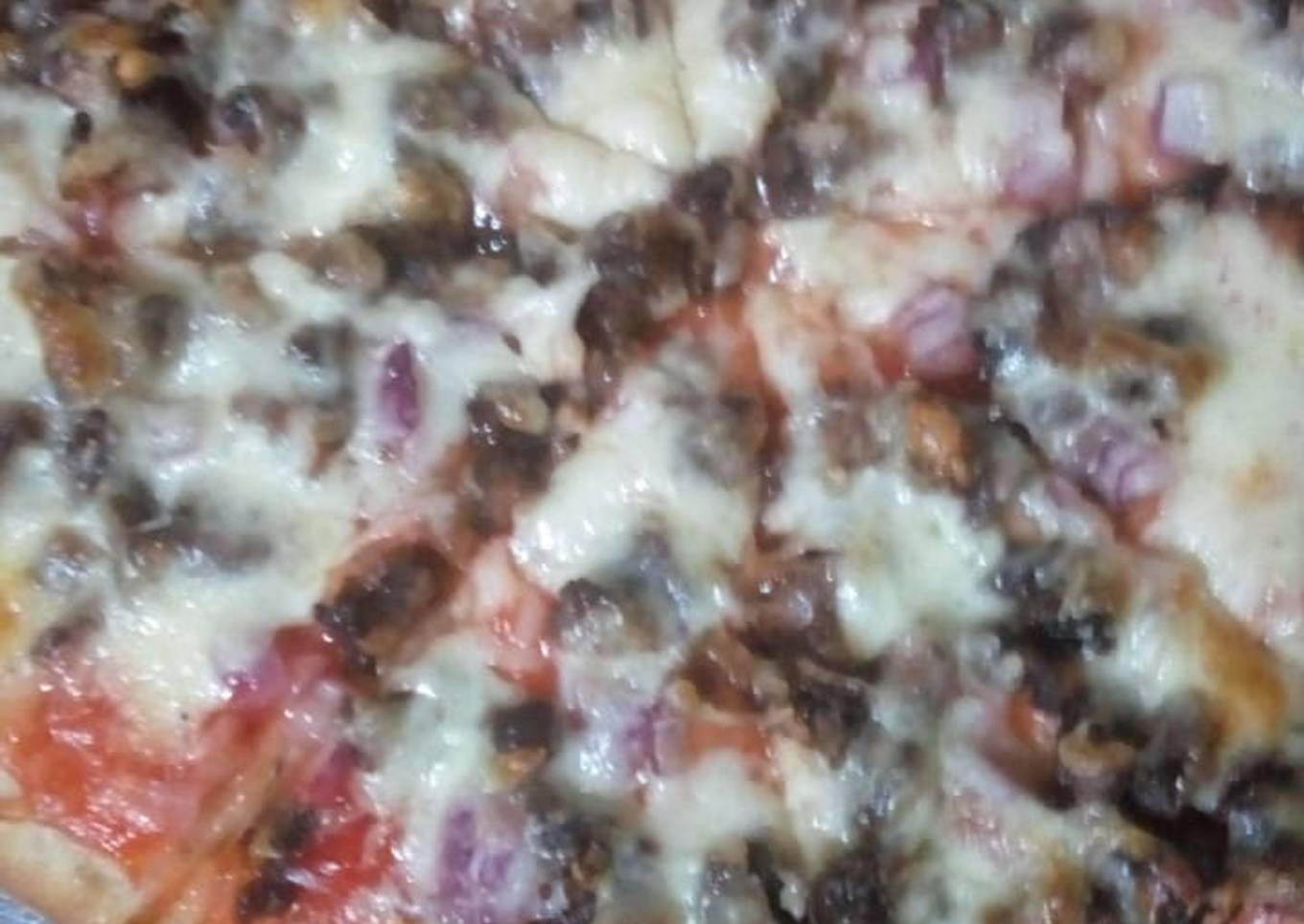 Beef BBQ pizza