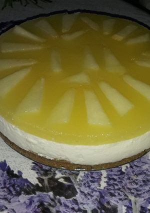 Una foto de Tarta de queso y melón se puede hacer con la fruta qué más guste