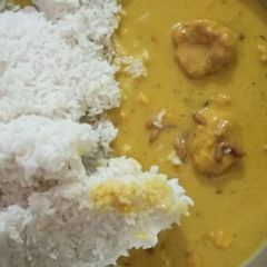 A picture of Kadi chawal.