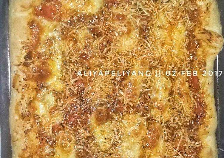 Resep Pizza oven mudah dan enakk 😊 yang Lezat