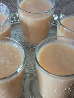 Una foto de Batido de zanahoria y plátano / comida de Marruecos