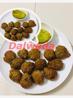 દાળવડા(Dalvada Recipe in Gujarati) રેસીપી મુખ્ય ફોટો