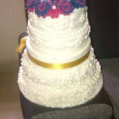 A picture of 3 steps strewberry cake.