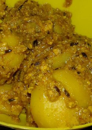 A picture of Paneer stuffed potato.