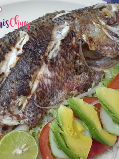 Una foto de Mojarra frita