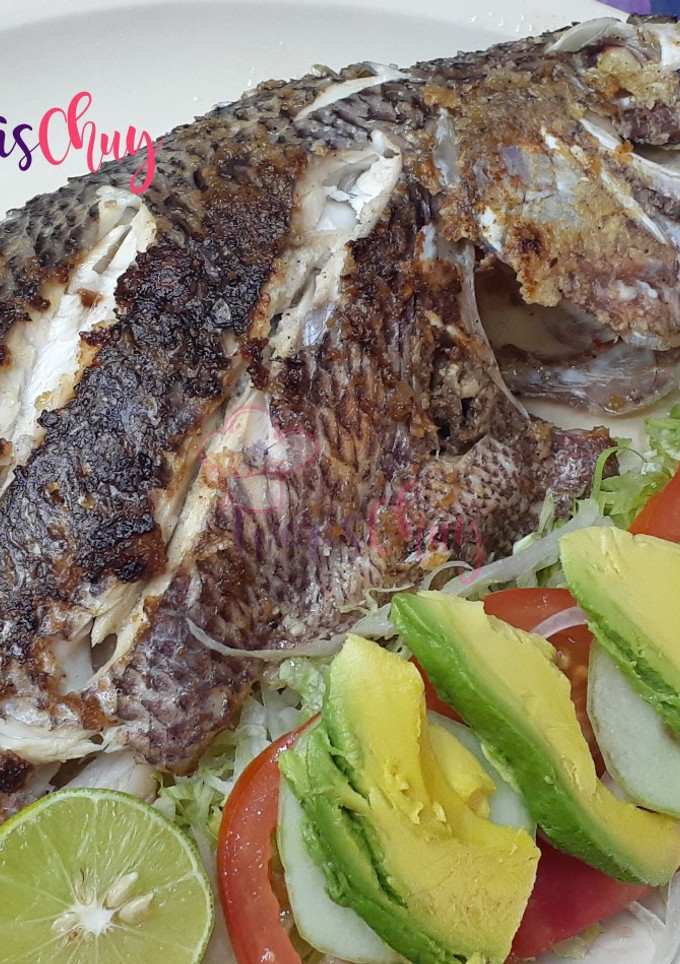 Una foto de Mojarra frita