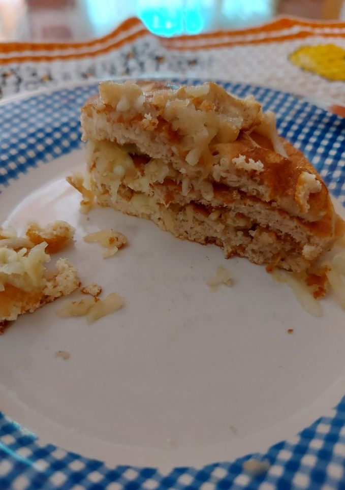 Una foto de Pancake de canela keto