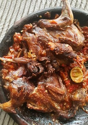 Foto resep Burung puyuh penyet 🐥