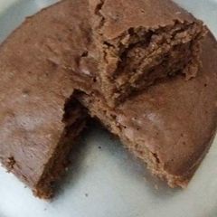 A picture of Biscuits cake in pressure cooker.