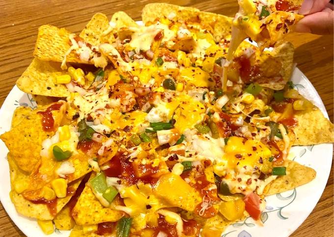 Veg Cheesy Nachos Recipe By Amee Shaherawala Cookpad Veg Cheesy Nachos Recipe Main Photo