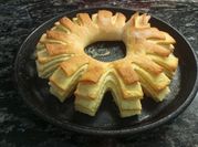 Una foto de como hacer cremona con harina cómun y margarina