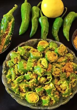 A picture of Instant Green Chilli Pickle.