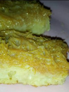 صورة لوصفة كيكة عش العصفور 😋😋😋 شهيه ولذيذه