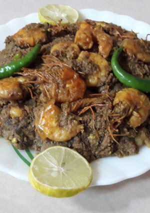 ডুমুর চিংড়ির ডালনা (Dumur chingrir dalna recipe in Bengali) রেসিপির প্রধান ছবি