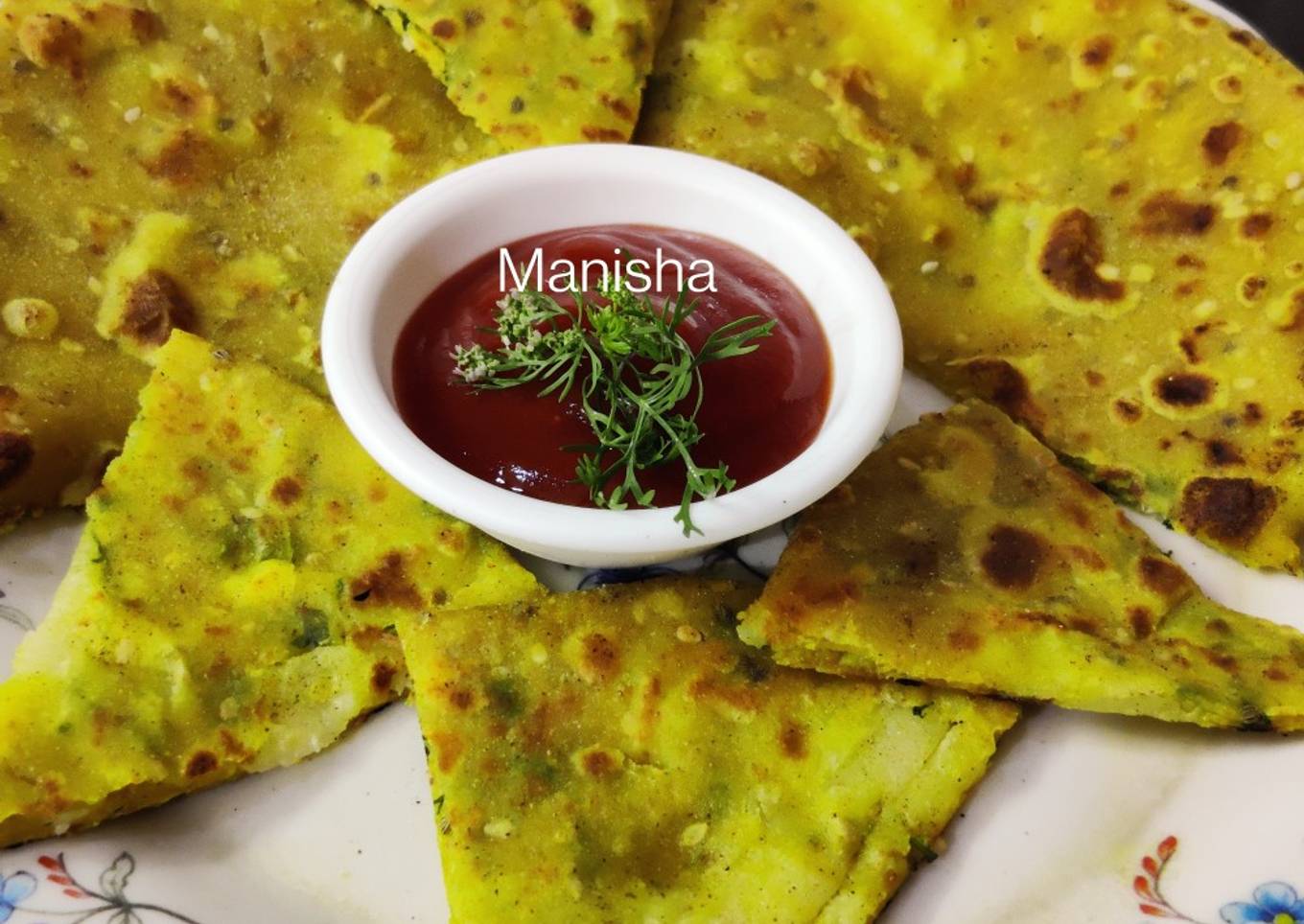 Potato Stuffed Paratha (Aloo Paratha)