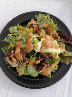 Una foto de Ensalada chinampera con aderezo de tamarindo 👏🏼🤩