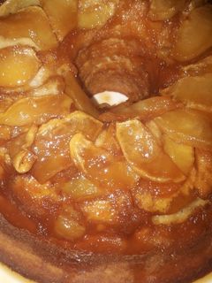 Una foto de Torta invertida de manzana 🍎🍎🍎🍎
