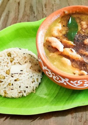 डालमा (ओडिशा डिश) (daalma recipe in marathi) रेसिपी चे मुख्य फोटो 