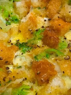 Hình của món Trứng chiên bánh mì nướng bông cải xanh.