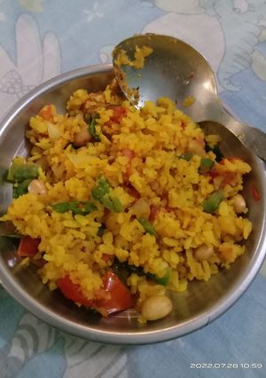 पोहा(poha recipe in hindi) रेसिपी मुख्य फोटो