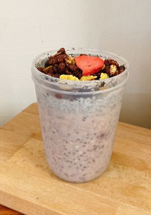 莓果奇亞籽隔夜燕麥杯 的食譜成品照片